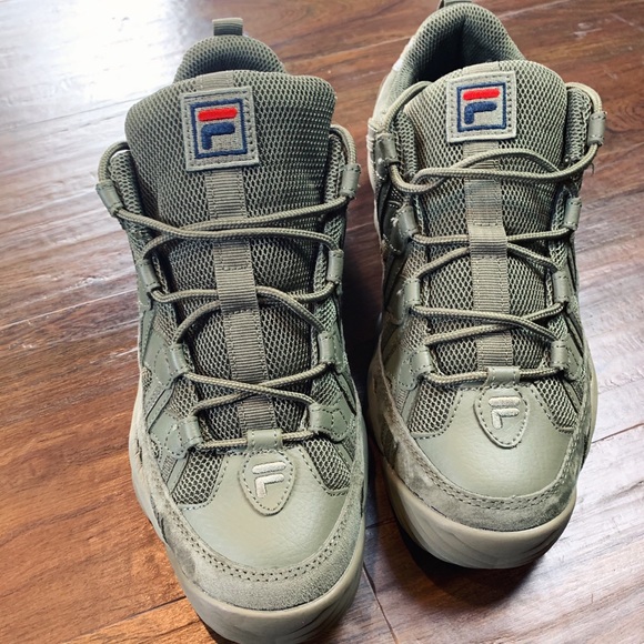 Men’s Authentic FILA shoes size 11 - Picture 1 of 6